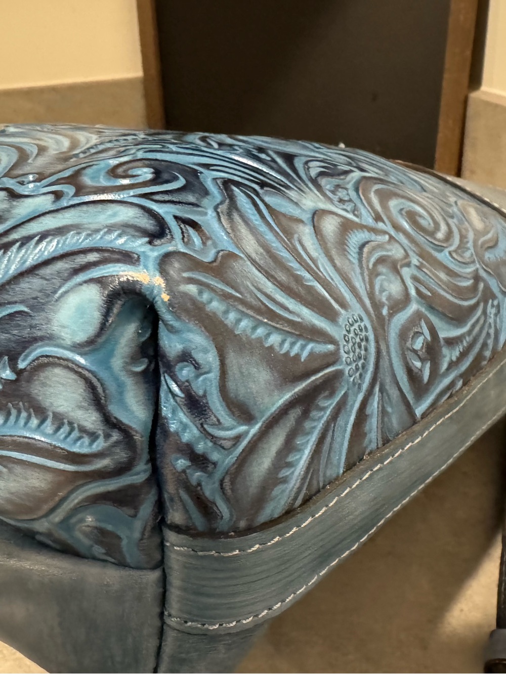 Patricia Nash Analia Tooled Leather Crossbody Tote in Safflower Blue! GUC! - Picture 5 of 12